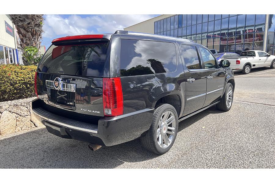 2013 Escalade (28039)