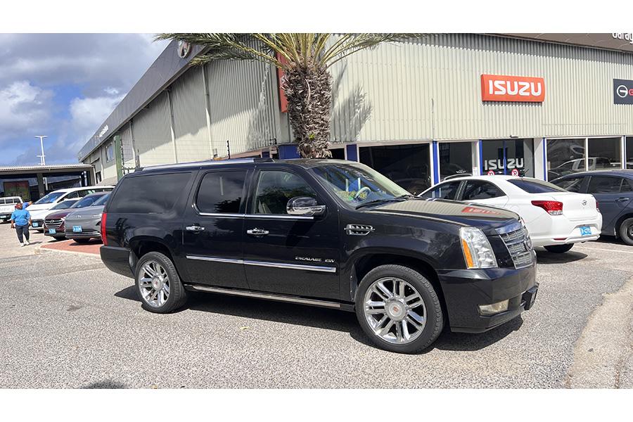 2013 Escalade (28039)