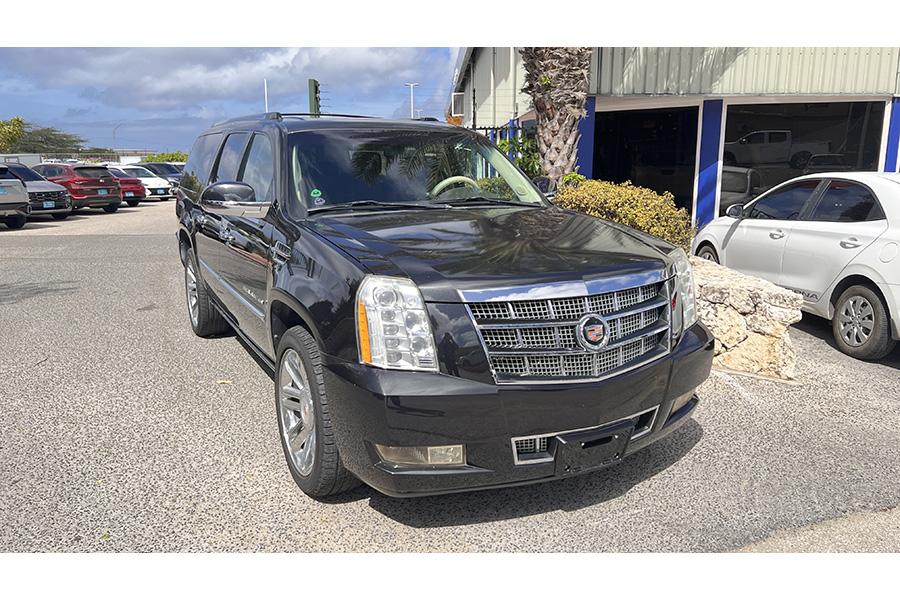 2013 Escalade (28039)